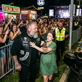 A Biker Dragged a Pregnant Woman From a Concert — Then the Ambulance Arrived Six Minutes Later