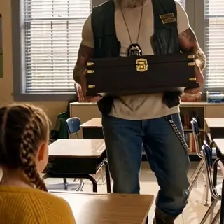 A Biker Carried a Child-Sized Coffin Into My Classroom—Then a Firefighter’s Daughter Read the Name Hidden Beneath the Lid