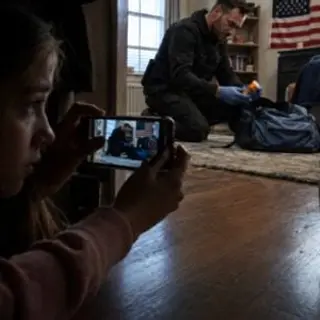 A Single Mom Let 25 Freezing Bikers Into Her Home to Survive a Blizzard! Three Days Later